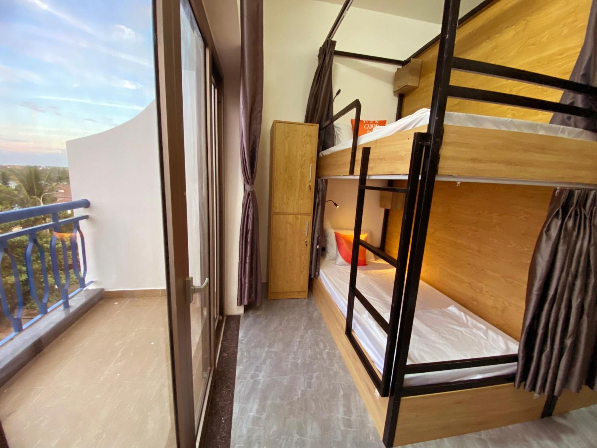 Silk And Sea Hotel Tan Thanh Bagian luar foto
